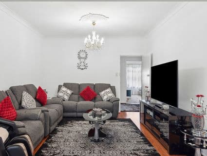27 Belmore Road, Sunshine North - Thumbnail 2