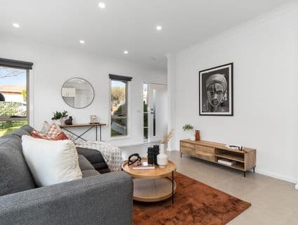 2A Balcombe Street, Frankston - Thumbnail 2