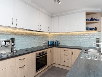 2 Lucas Crescent, Seaford - Thumbnail 2