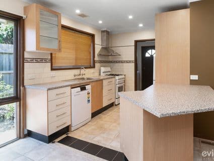 18 Narambi Crescent, Frankston - Thumbnail 5