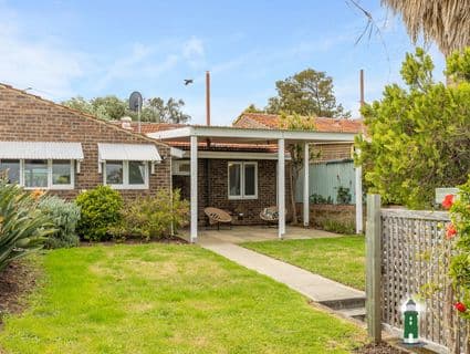 8 Maxworthy Place, Hamilton Hill - Image 1