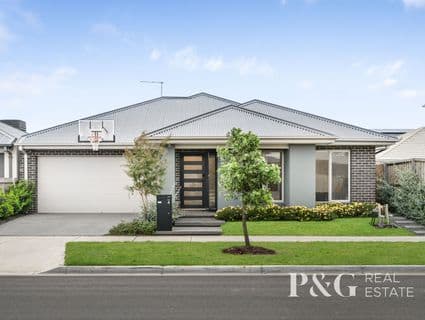 4 Cropping Street, Clyde North - Image 1
