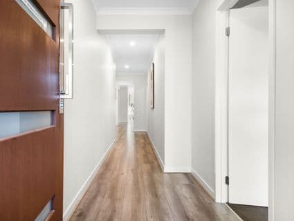 9 Honeyblossom Street, Manor Lakes - Thumbnail 2