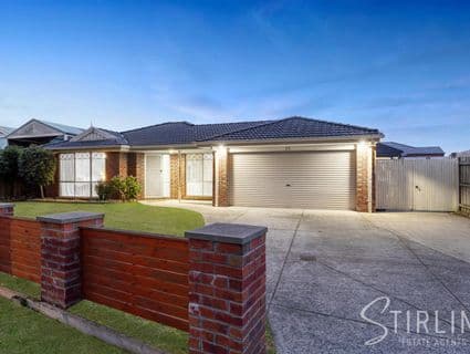 29 Gentle Annie Drive, Blind Bight - Image 1