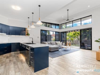 6/3 Johnston Street, Bilinga - Thumbnail 6