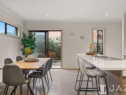 42 Honolulu Drive, Point Cook - Thumbnail 8