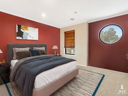 5 Springbank Court, Sanctuary Lakes - Thumbnail 3