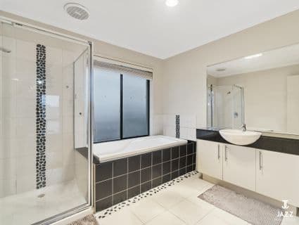 5 Springbank Court, Sanctuary Lakes - Thumbnail 6