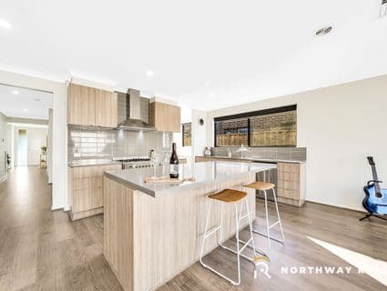43 Revelstoke Street, Mickleham - Thumbnail 7