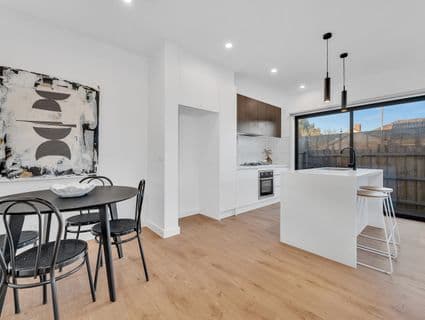 2/1 Taylor Avenue, Reservoir - Thumbnail 4