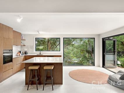 86 Vista Avenue North, Copacabana - Image 1