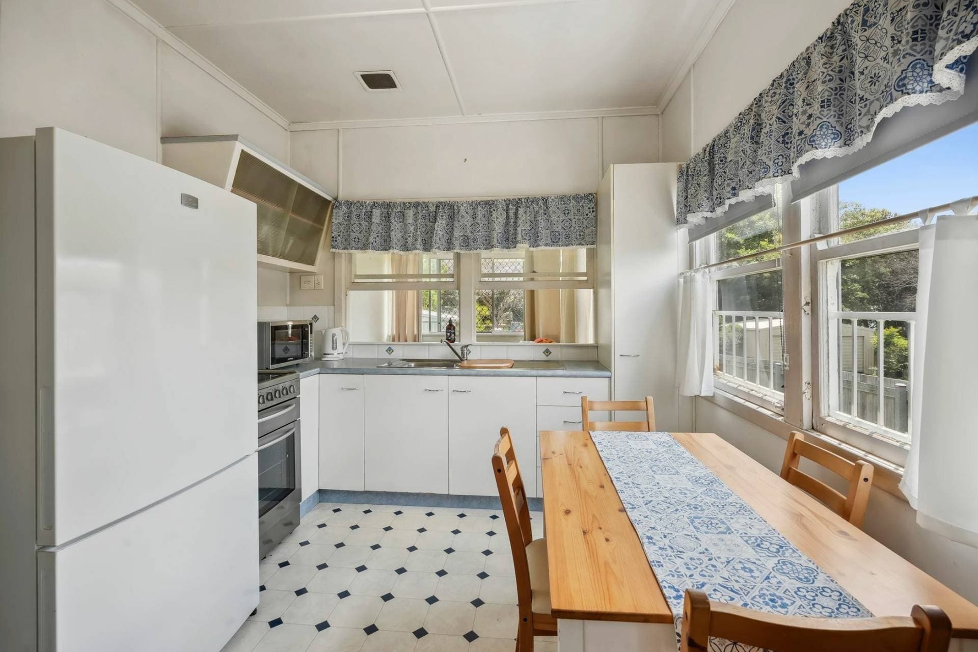 140 North Road, Brighton, QLD, Brighton - Thumbnail 8