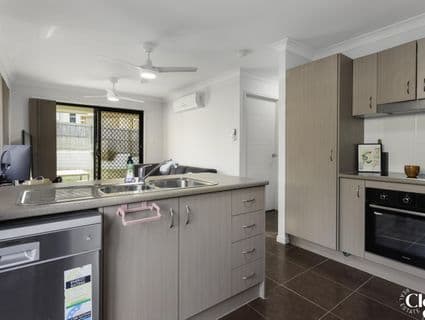 16 Ashton Avenue, Redbank - Thumbnail 3
