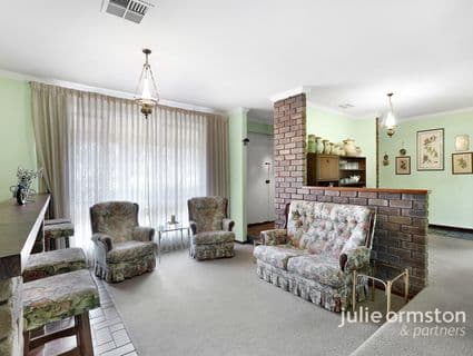 8 Chelsford Road, Warwick - Thumbnail 4
