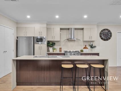 9 Tattle Grove, Cranbourne East - Thumbnail 5