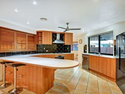 10 Mahogany Court, Bushland Beach - Thumbnail 4