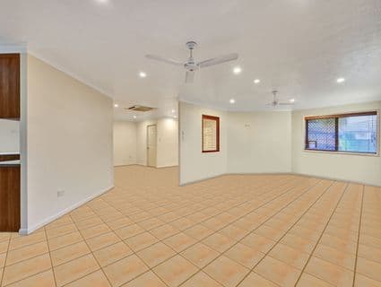 10 Mahogany Court, Bushland Beach - Thumbnail 8