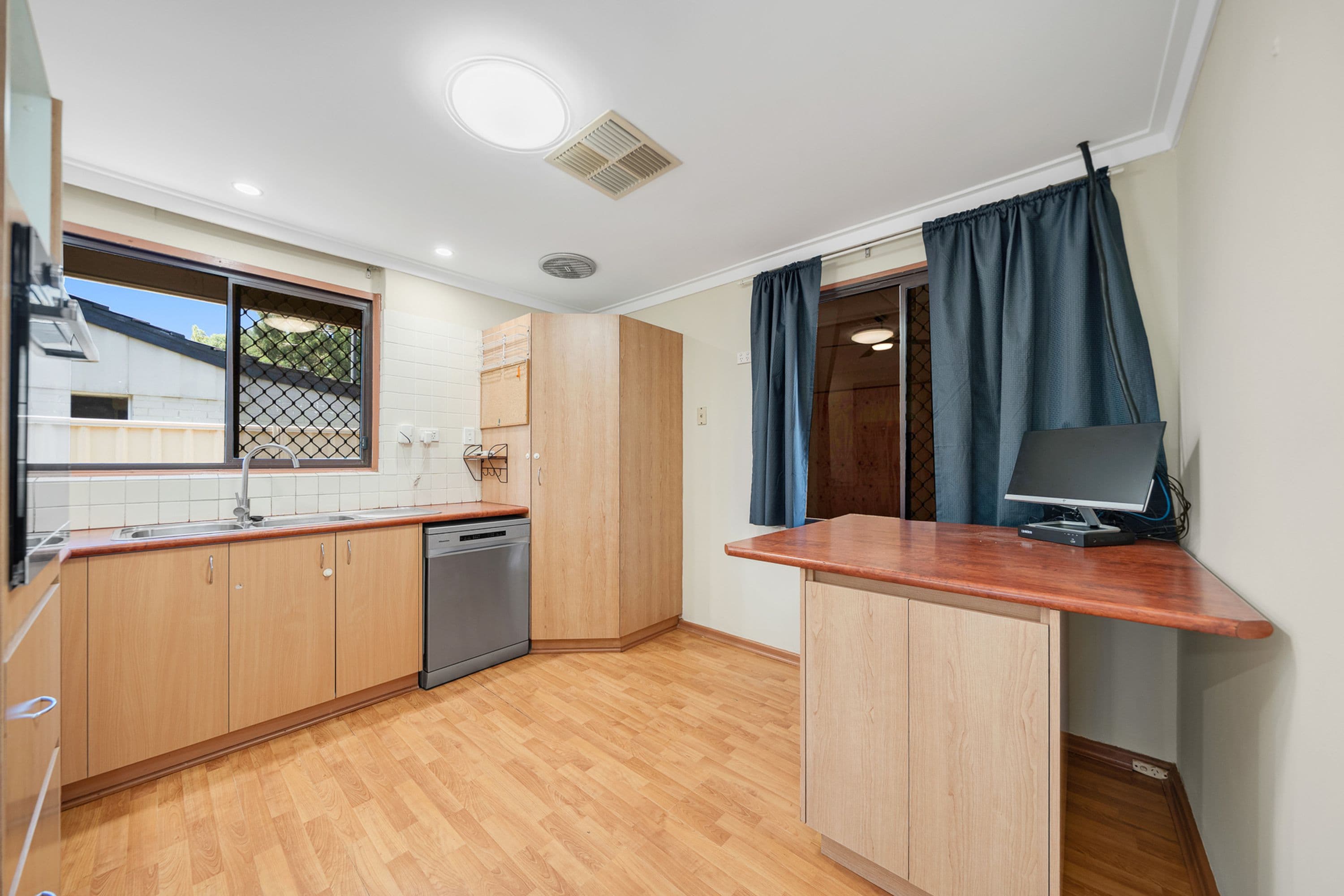52 Otterden Street, Gosnells, WA 6110, Gosnells - Thumbnail 7