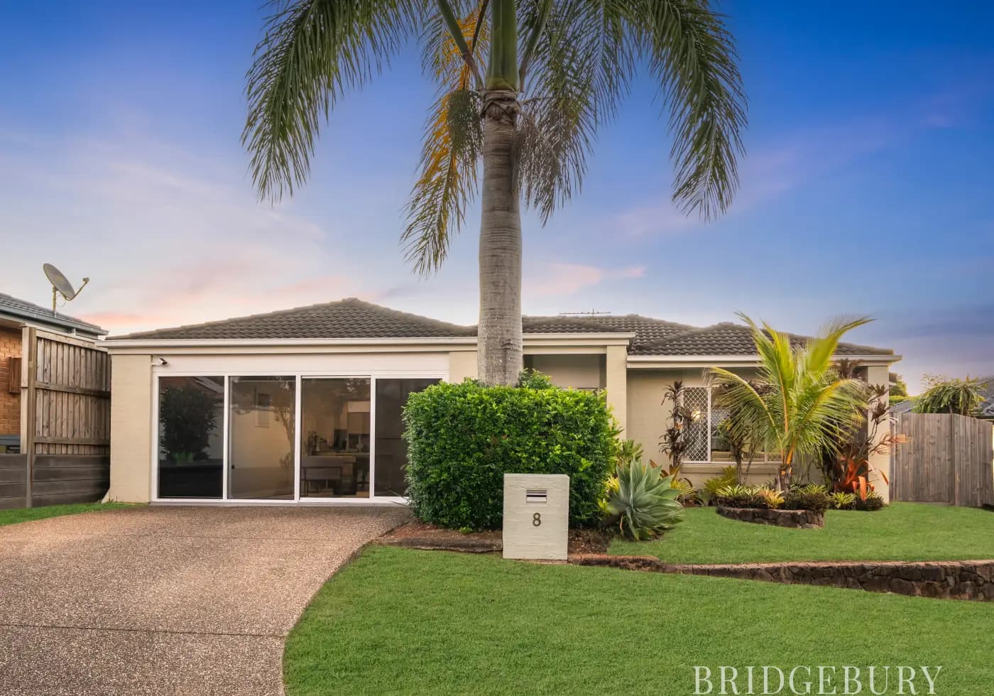 8 Hastings Street, Murrumba Downs - Thumbnail 2