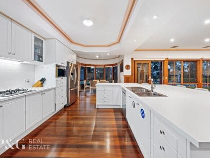 30-32 Warren Park Place, Narre Warren South - Thumbnail 3