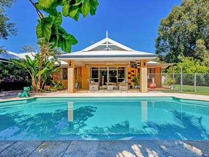 24 Bellavista Parade, Meadow Springs - Thumbnail 3