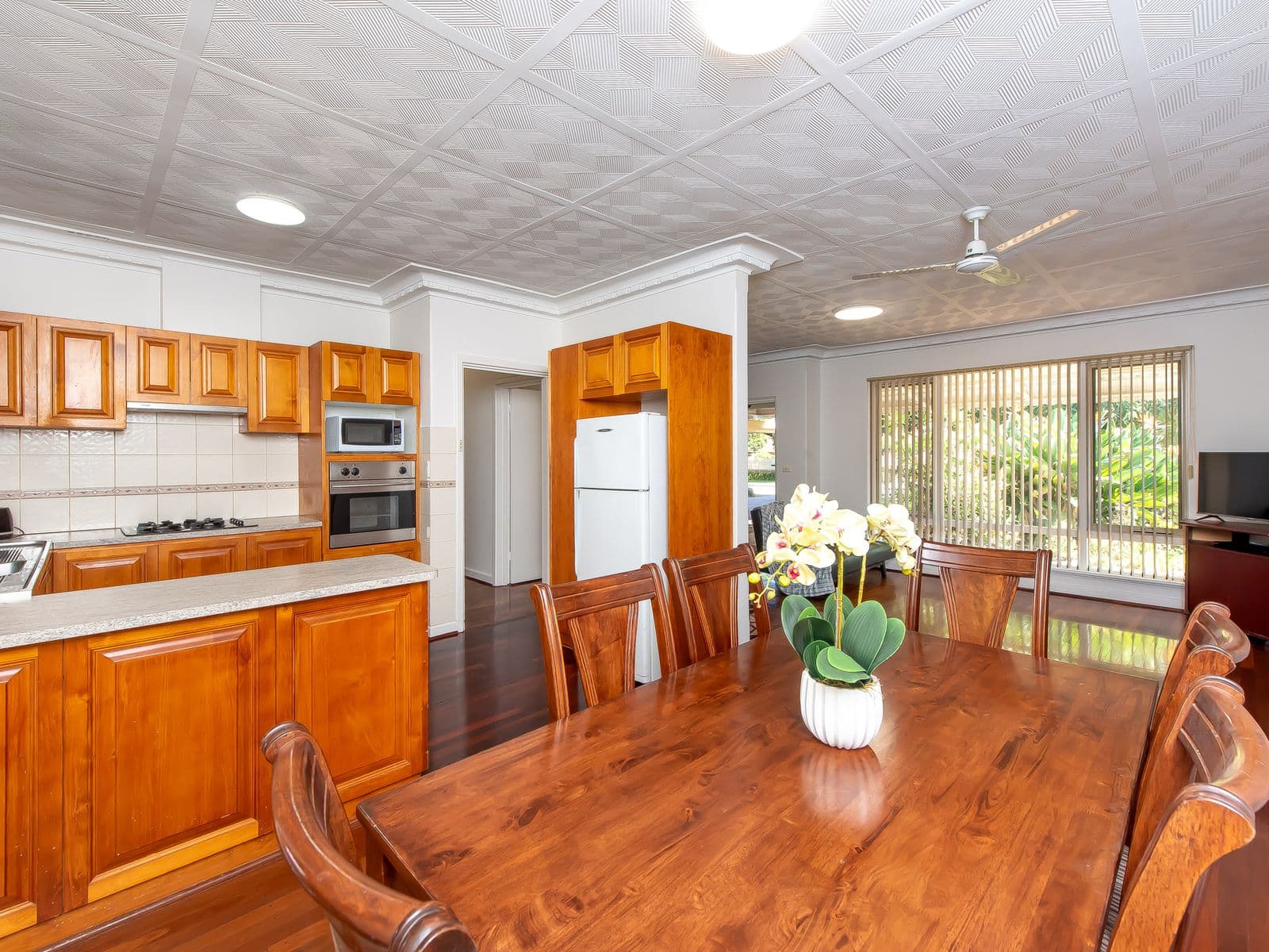 30 Camden Street, Dianella, WA, Dianella - Thumbnail 2