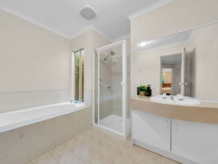 279 Ormond Road, Narre Warren South - Thumbnail 5