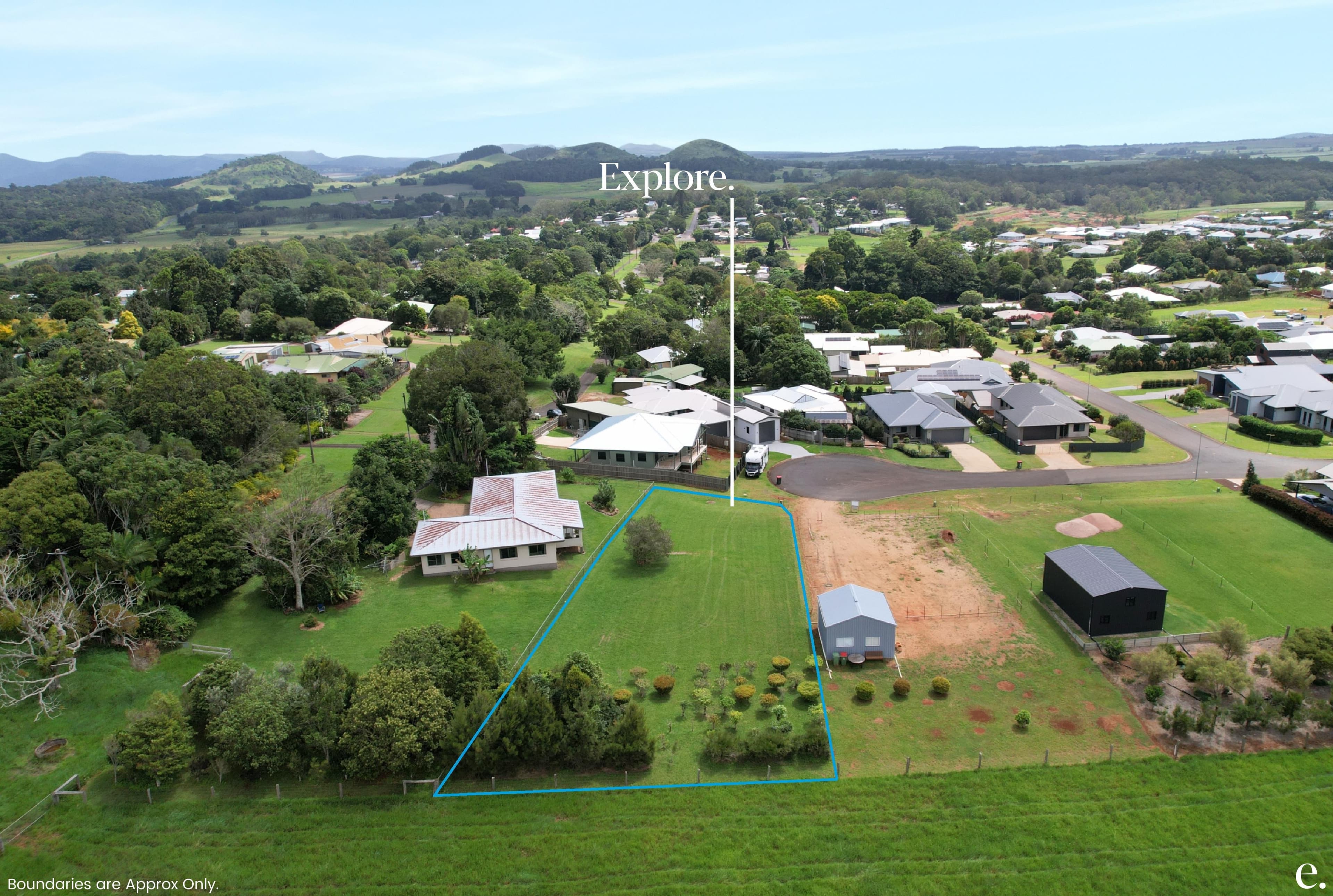 11 Walnut Close, Yungaburra - Image 1