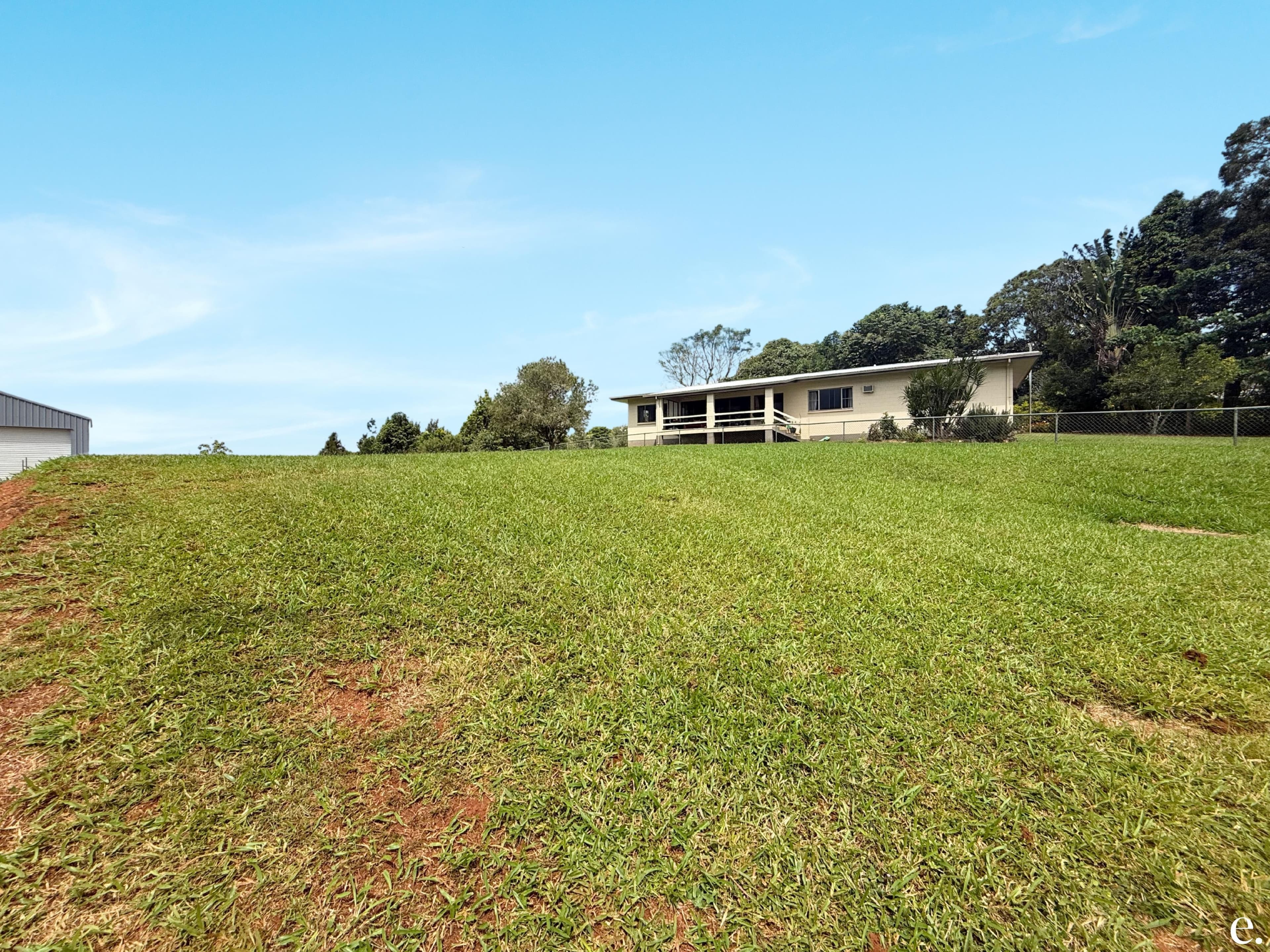 11 Walnut Close, Yungaburra - Thumbnail 3