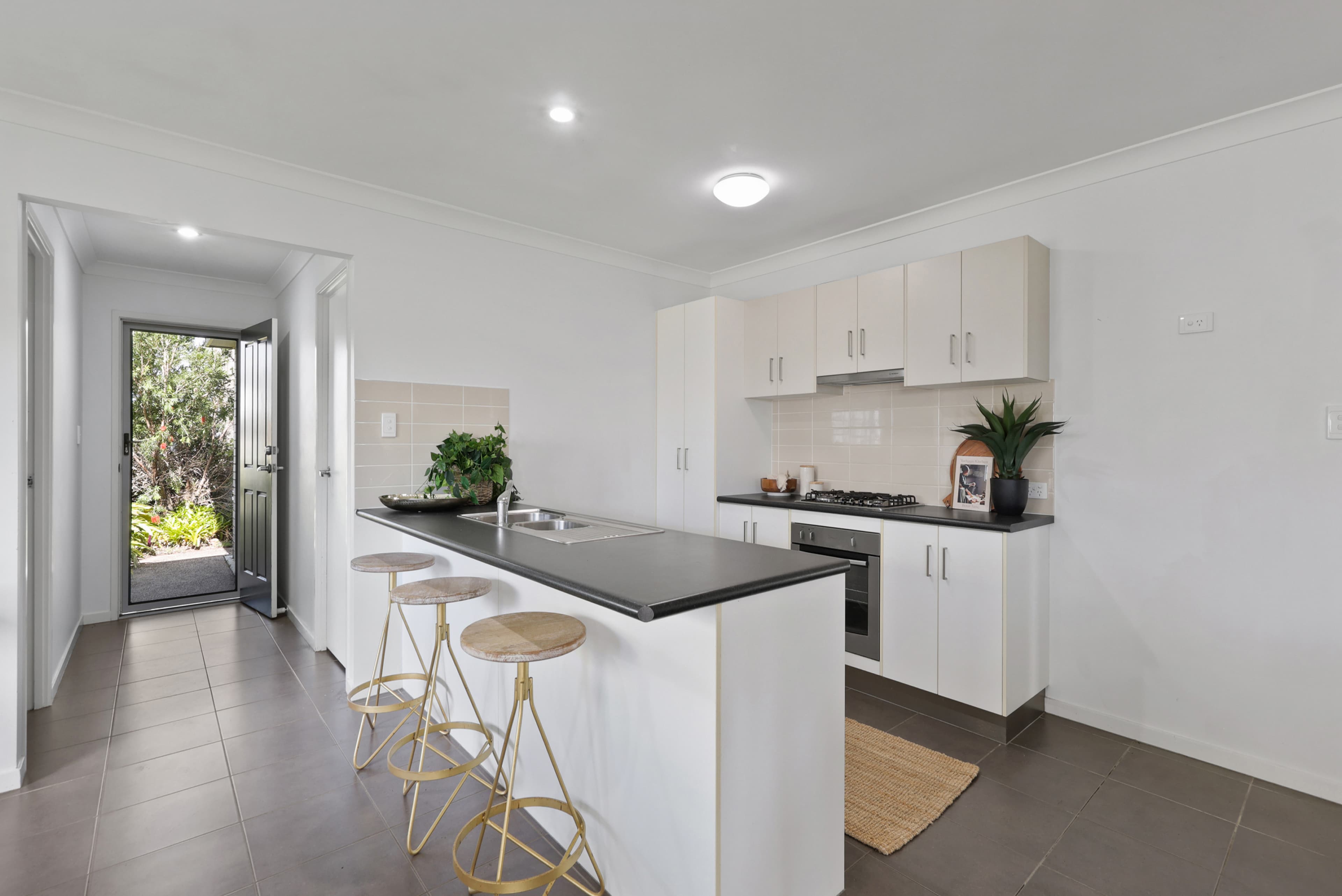 11 Cartledge Court, North Mackay - Thumbnail 4