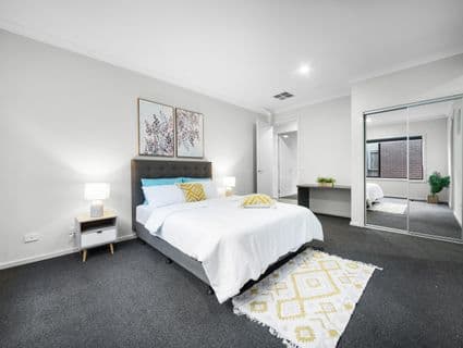10 Tapioca Street, Manor Lakes - Thumbnail 8