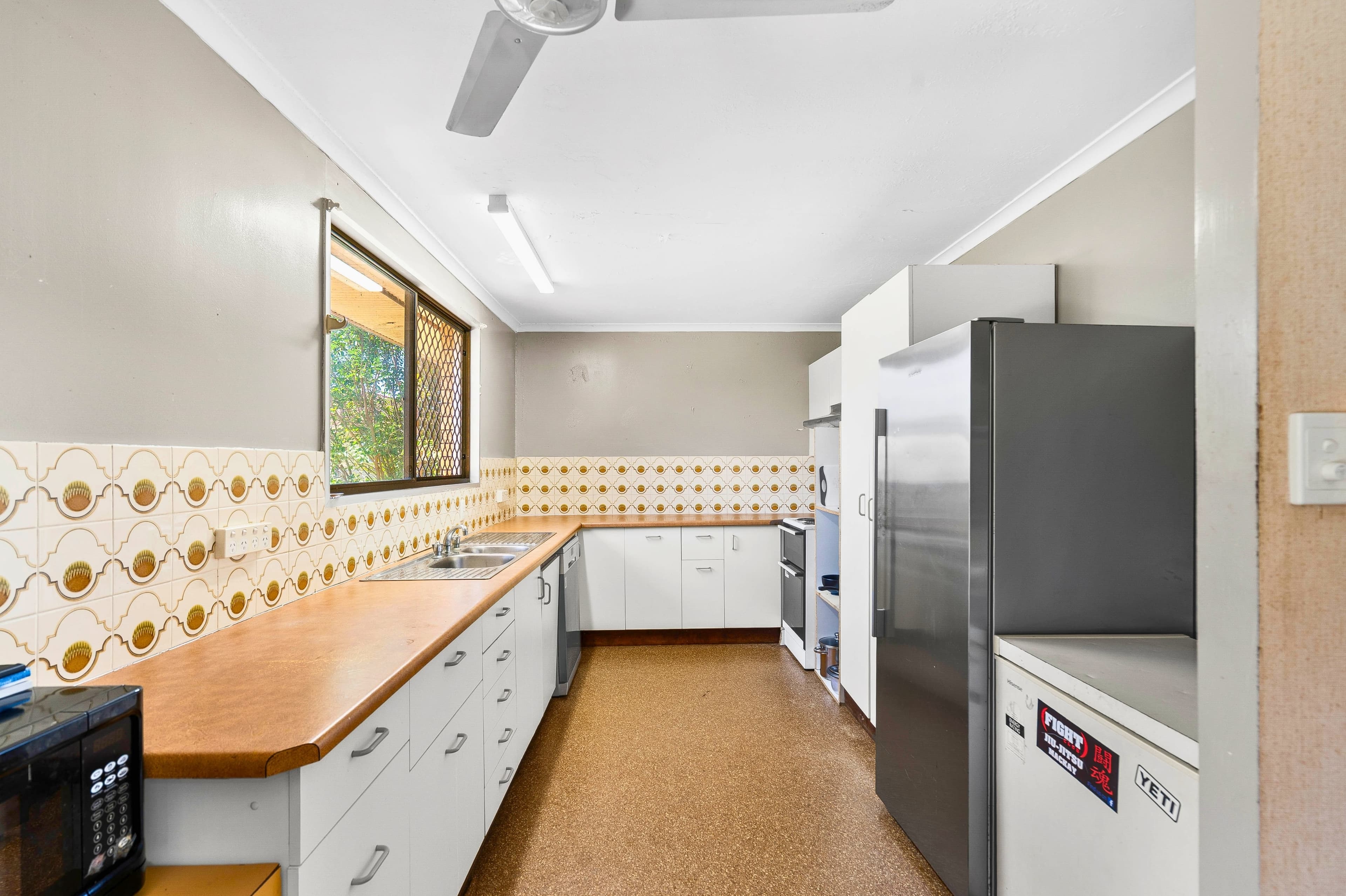 8 Mckellar Court, Mount Pleasant - Thumbnail 3