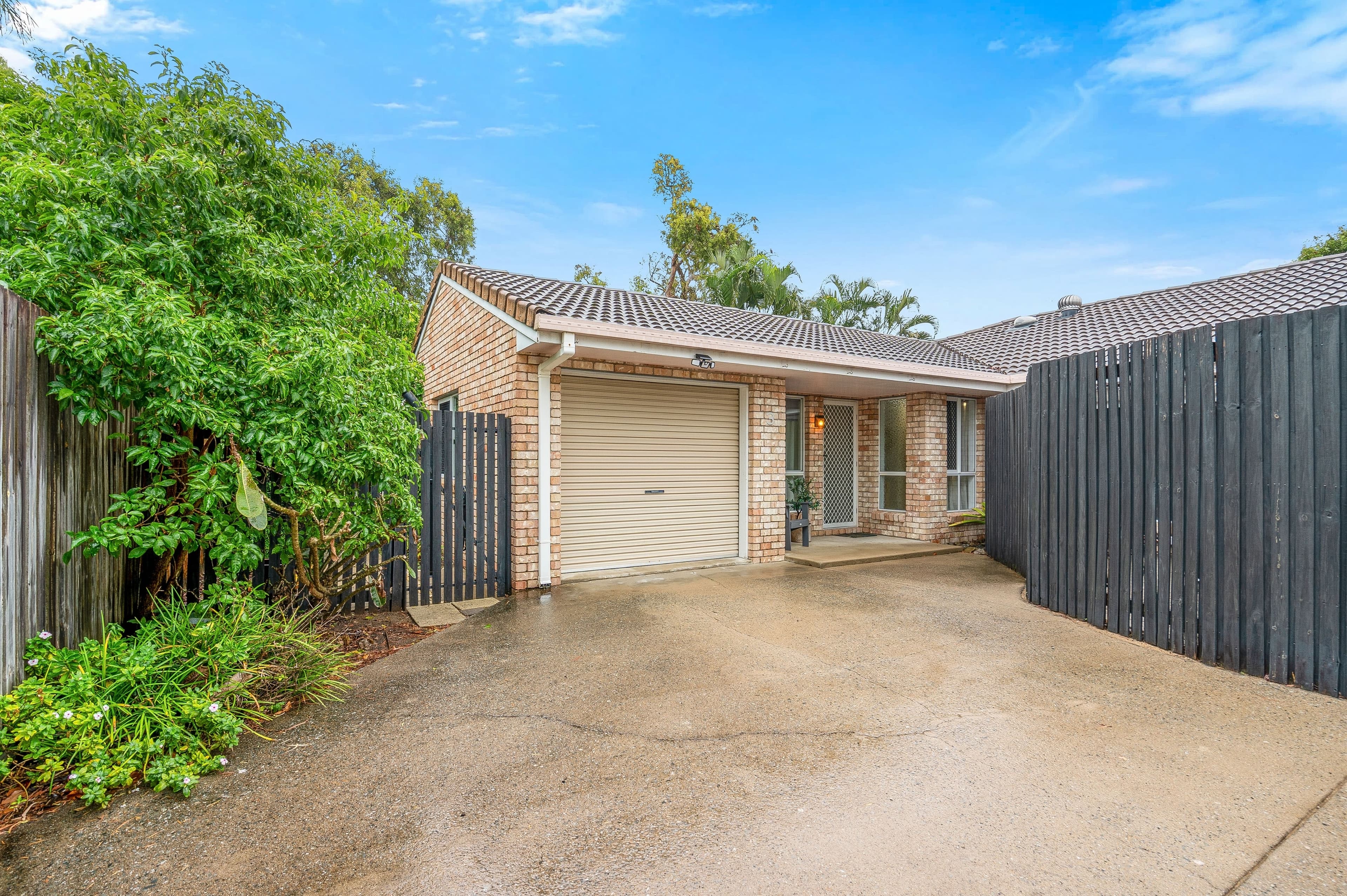 3/6 Homestead Bay Avenue, Bucasia - Image 1