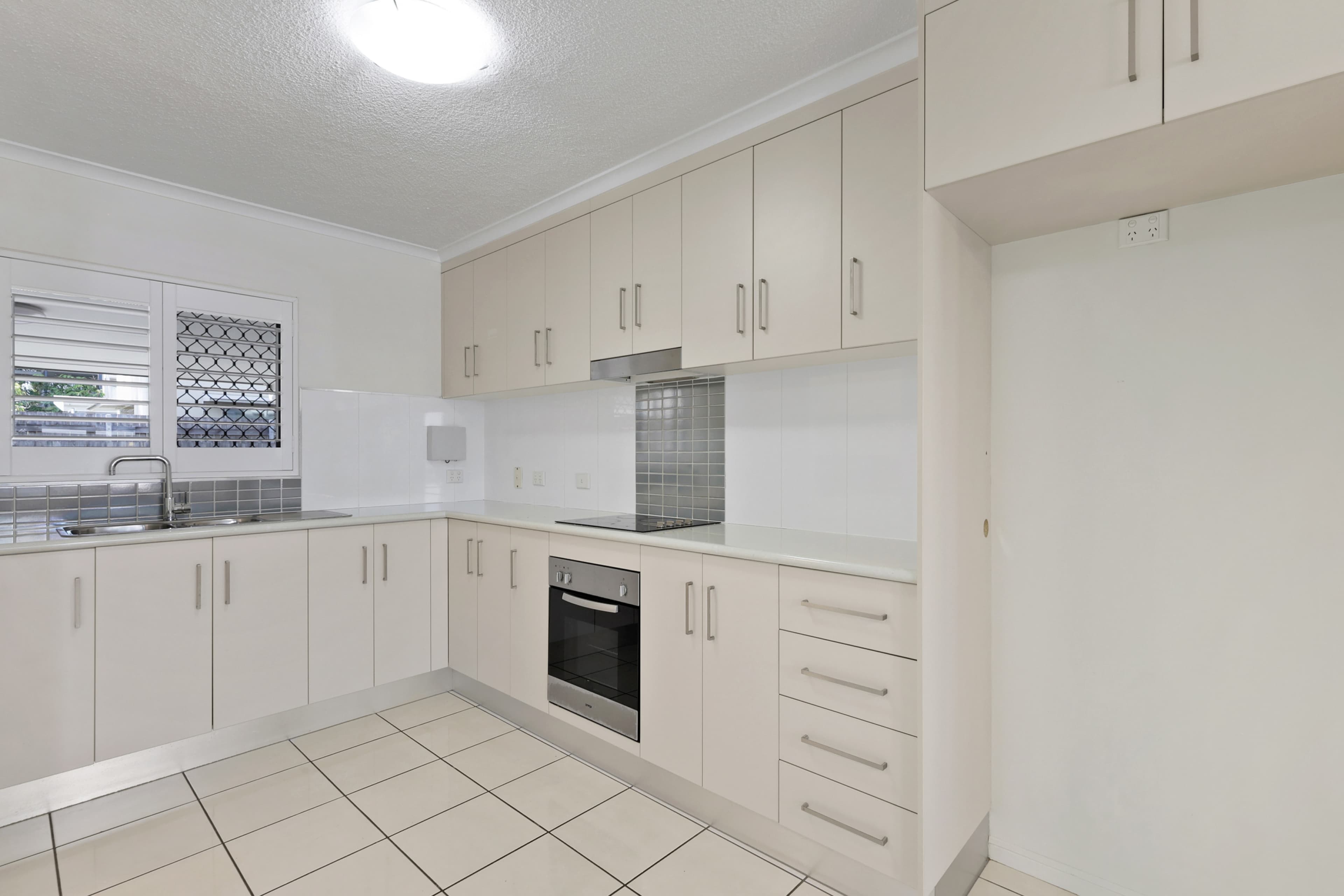 3/361 Alfred Street, Mackay - Thumbnail 5