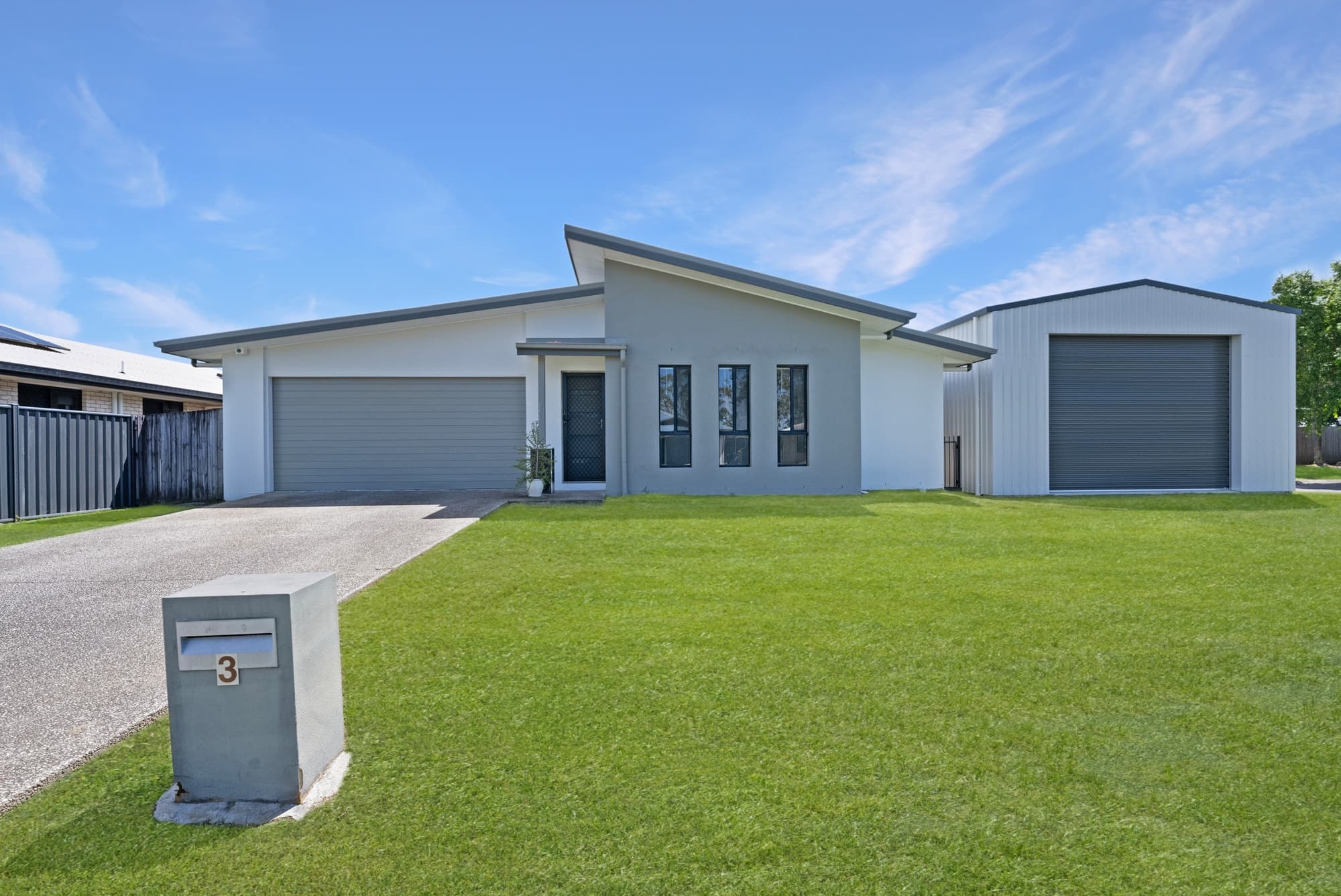3 Armstrong Court, Marian - Image 1