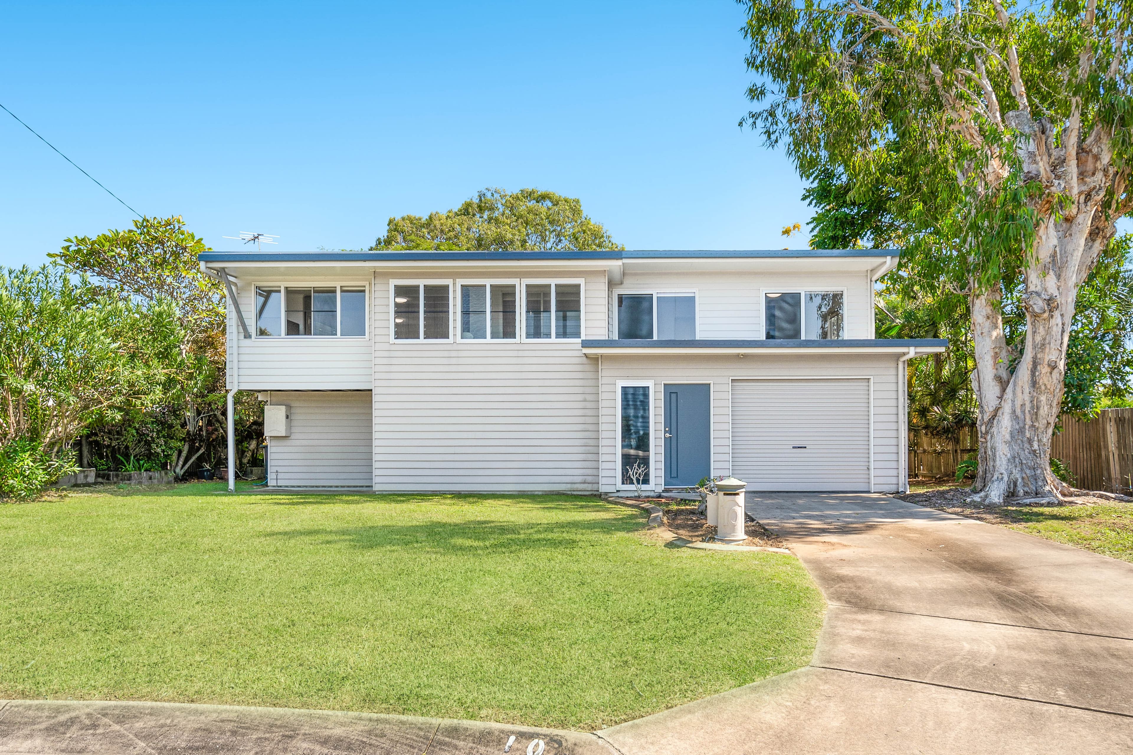 10 Petrel Street, Slade Point - Image 1