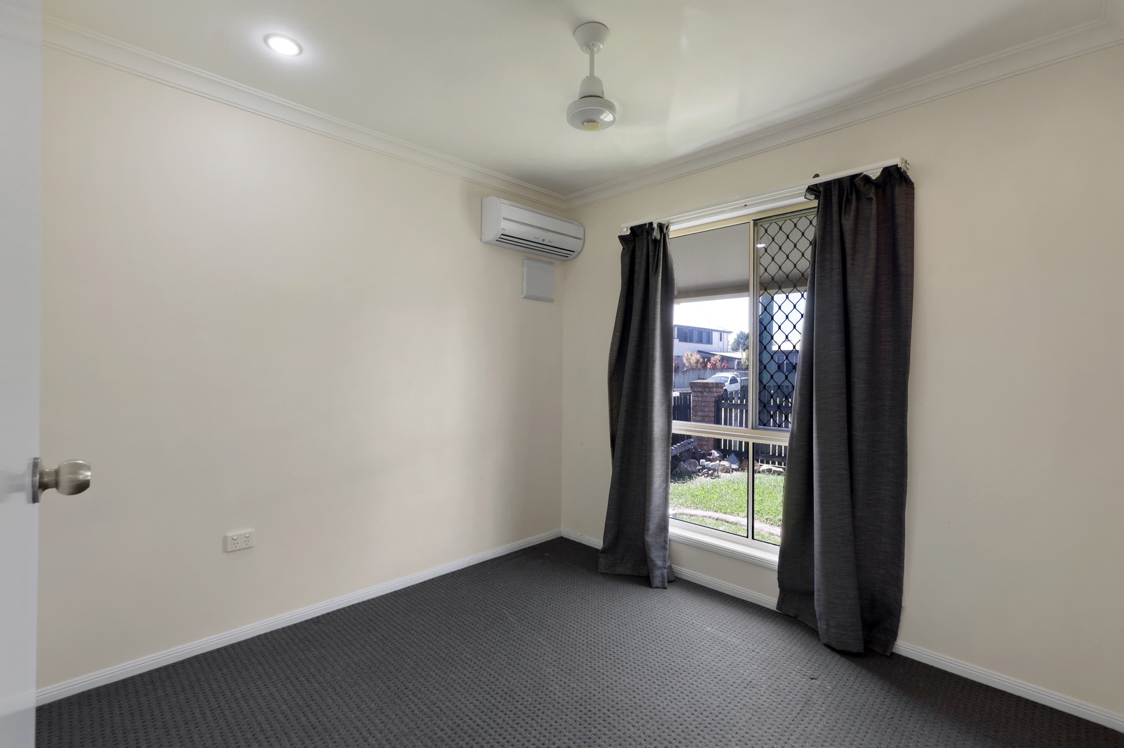 1/8 Steen Street, South Mackay - Thumbnail 6