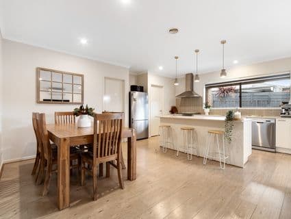 8 Illawarra Avenue, Clyde - Thumbnail 2