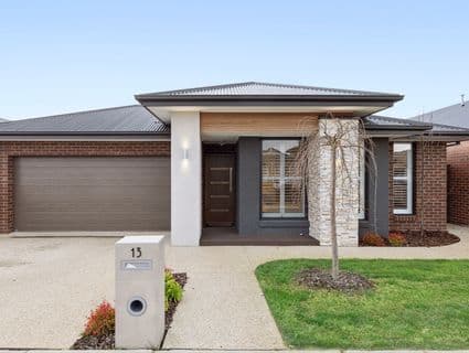 13 May Drive, Gisborne - Image 1