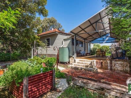 8 Lynn Street, Hilton - Thumbnail 2