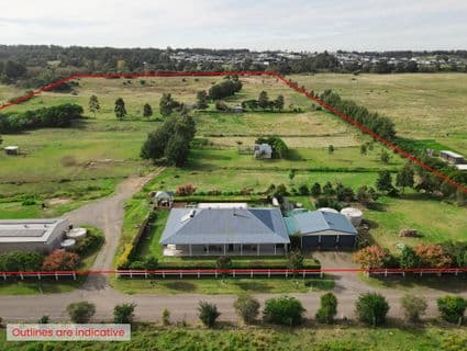 42 Jenkins Road, Oakhampton - Thumbnail 2