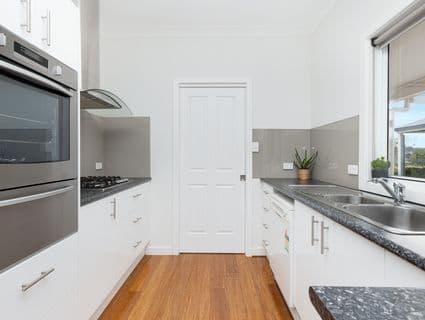42 Jenkins Road, Oakhampton - Thumbnail 5