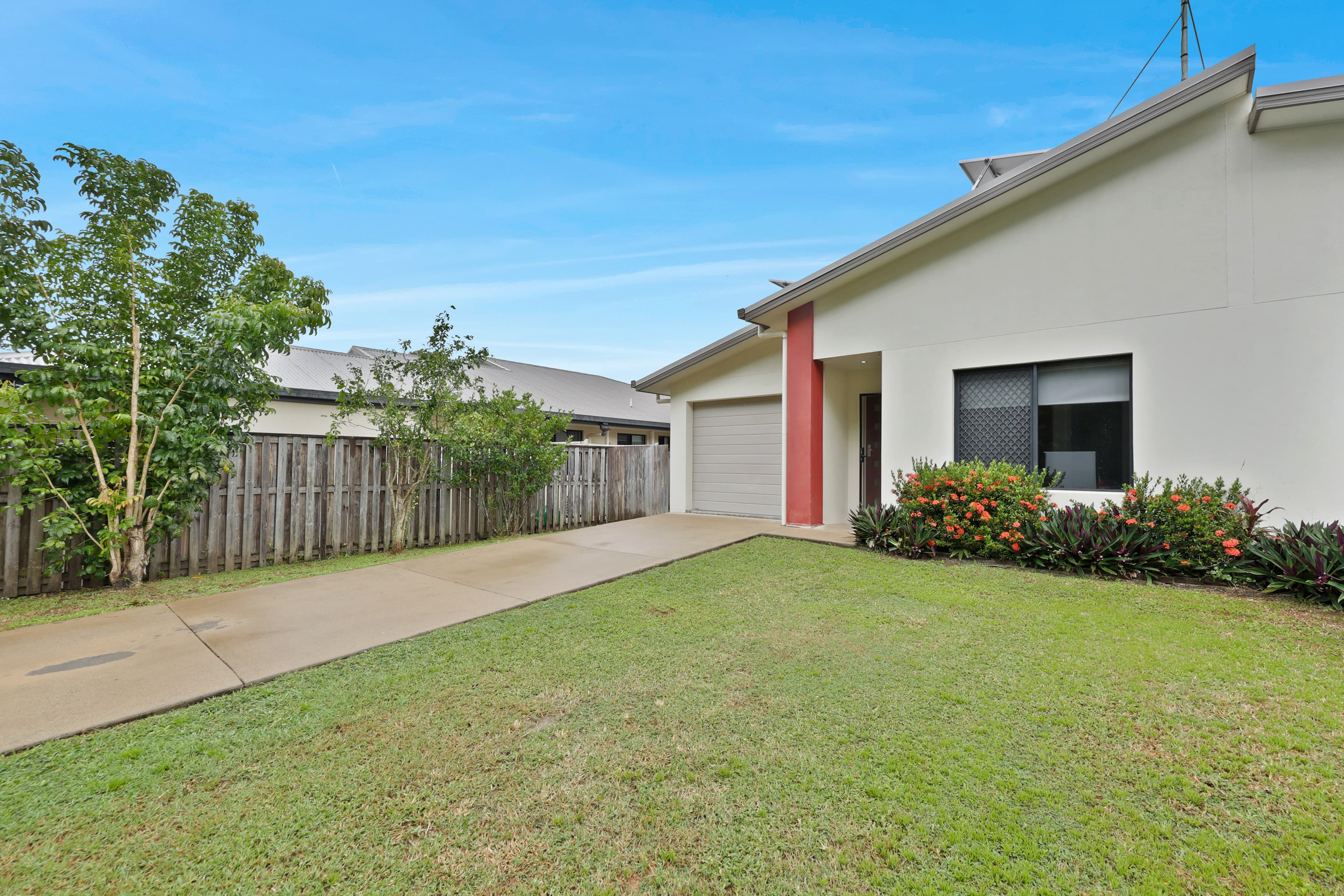 1/23 Narrabeen Street, Blacks Beach - Thumbnail 3