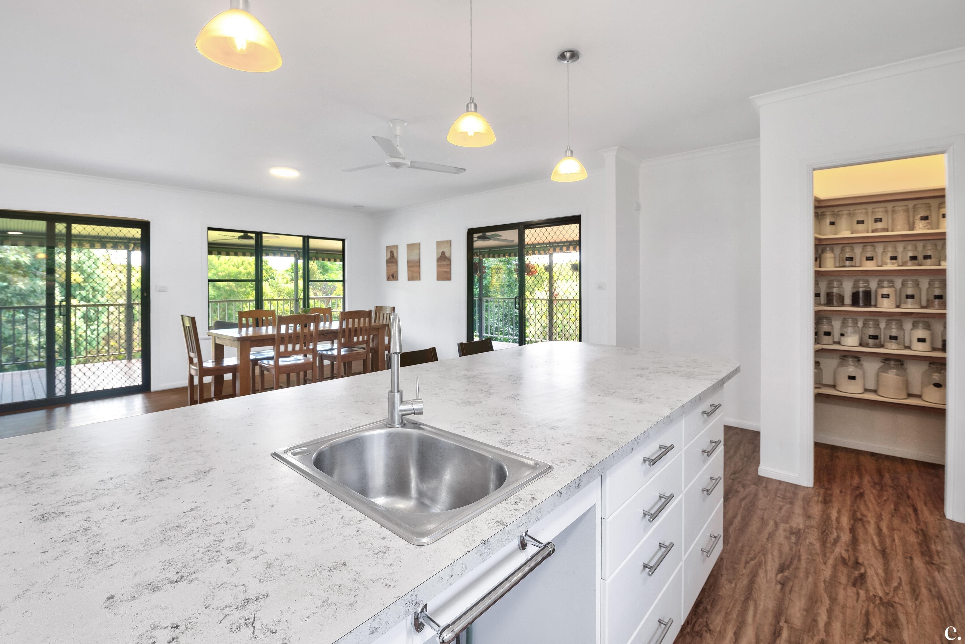 44 Angelita Close, Peeramon - Thumbnail 7