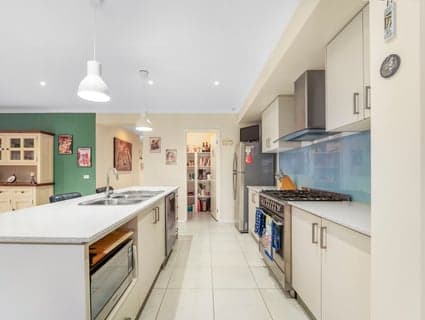 22 Murrumbidgee Street, Manor Lakes - Thumbnail 7