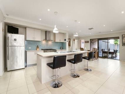 22 Murrumbidgee Street, Manor Lakes - Thumbnail 8