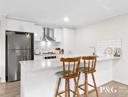 48 Moroak Crescent, Clyde North - Thumbnail 4