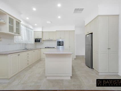 1 Waverley Court, Craigieburn - Thumbnail 4