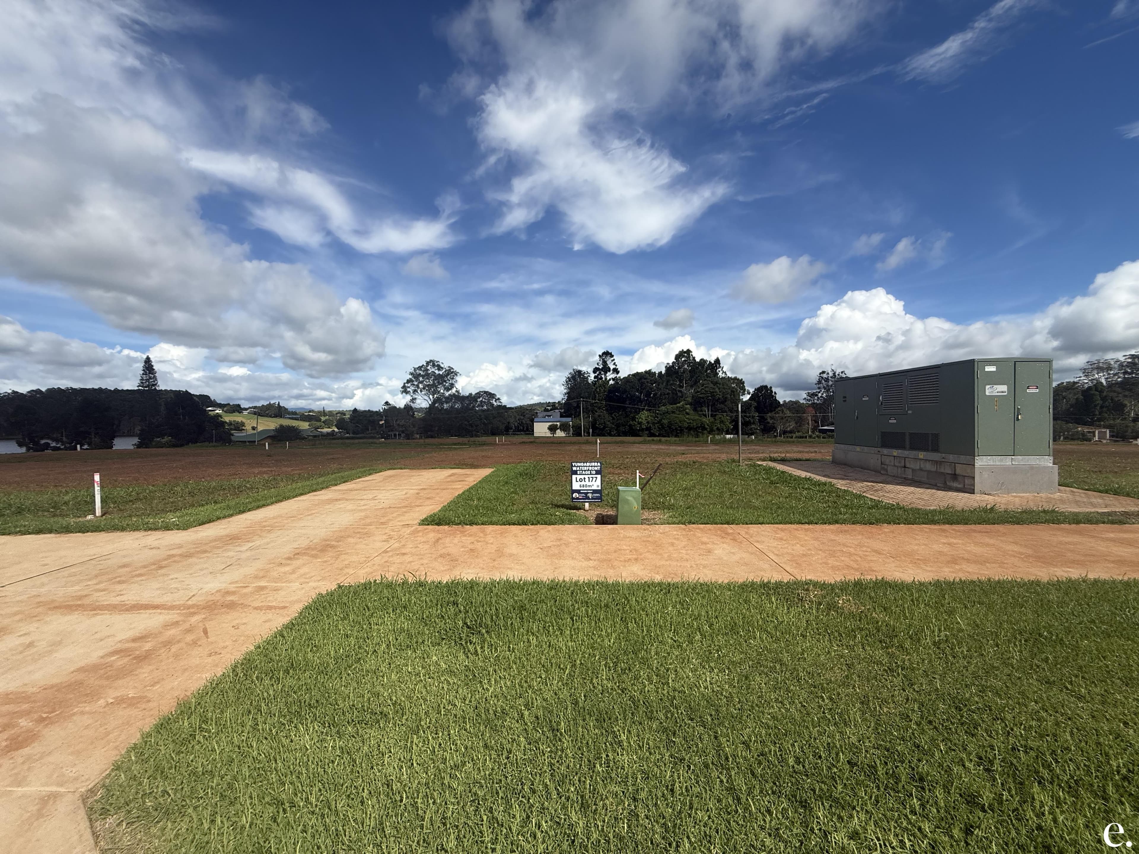 Lakeshore Court, Yungaburra - Thumbnail 2