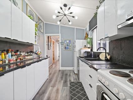 713 Pacific Highway, Belmont - Thumbnail 3